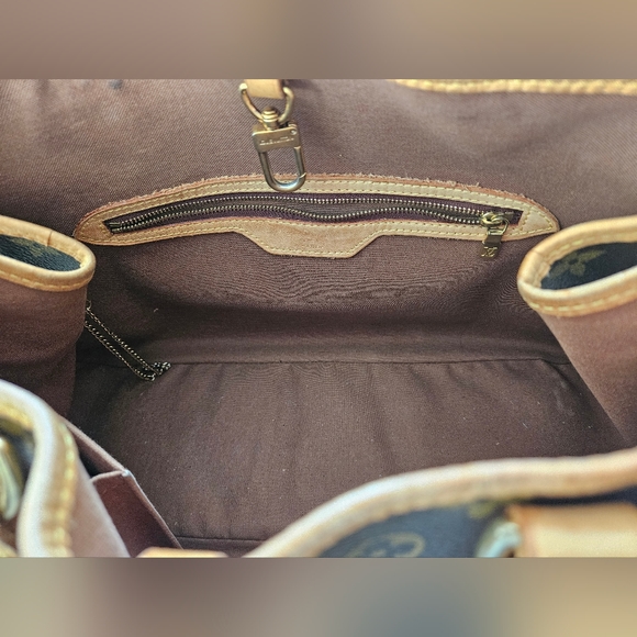 Authentic Louis Vuitton Monogram Batigonolles - Picture 10 of 14